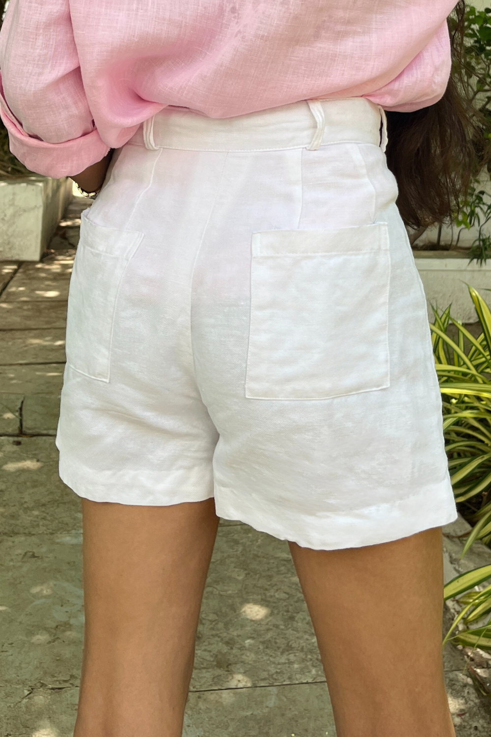 Cindy White Shorts - Casual Hemp Shorts with Wooden Buttons